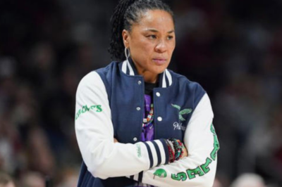 Dawn Staley shows true colors with warning for UConn’s Sarah Strong