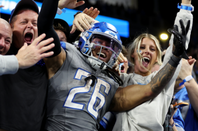 Jahmyr Gibbs Re-Signs with Detroit Lions, Calls for Fan Support, and Teases an Exciting Surprise