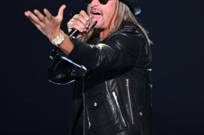 Because the crowd did not applaud, Kid Rock cursed and abruptly left the stage.