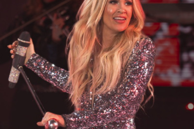Carrie Underwood had an awkward moment while trying to cover up an obvious hole in her shorts.
