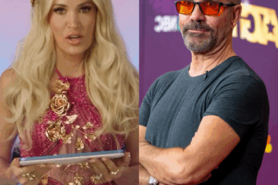 ‘American Idol’ judge Carrie Underwood hits back at Simon Cowell for criticizing her for being like a ‘robot’ on stage