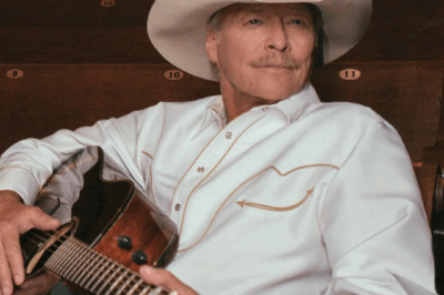 Alan Jackson: “You all are going to make me cry here. But I will say that this is my final tour here.”