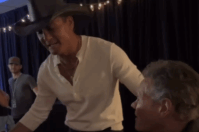 “Chills” – “Tears” – “Unbelievable”… These are what fans experienced after witnessing Tim McGraw and Randy Travis rarely sitting together.