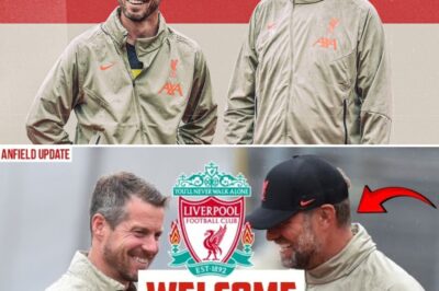 BREAKING NEWS: Jurgen Klopp is officially back at Anfield, marking a monumental homecoming that has sent shockwaves through the Liverpool Football Club community! In a highly emotional announcement, CEO Billy Hogan welcomed the legendary manager back to the club, igniting a fire of hope and nostalgia among thousands of fans who gathered outside the stadium, waving banners and singing anthems that echo the glory days.