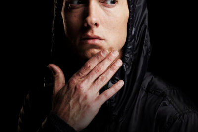 Eminem is now the FIRST rapper in HISTORY to have SIX songs earn +2 BILLION streams on Spotify.