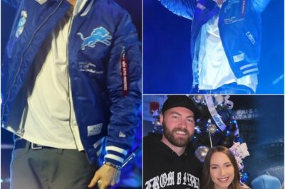 Eminem Surprises Fans at Detroit NFL Thanksgiving Halftime Show with Jack White