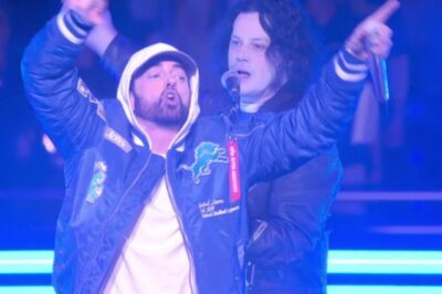 Eminem Makes Surprise Appearance On Fox’s NFL Thanksgiving Halftime Show Alongside Jack White