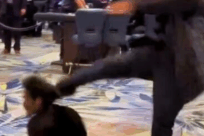 Unfolding Chaos at Harrah’s Resort: Man Breaks from Roulette to Defend Himself During Violent Attack – Shocking Footage Goes Viral