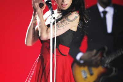 Remembering Amy Winehouse’s Life in Photos