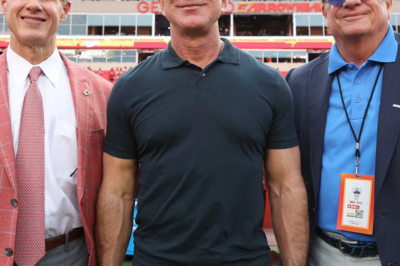 The NFL will never be the same. In a move that could shatter financial records, insiders are reporting that Jeff Bezos is now the clear frontrunner to purchase one of the league’s most valuable franchises.