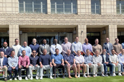 NFL Releases 2026 Coaches Photo: Fans and Analysts Notice the Same Surprising Detail Immediately