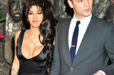 Amy Winehouse was planning to marry me says grieving boyfriend Reg Traviss.